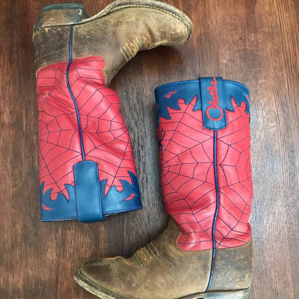 Boys size 11 cowboy boot